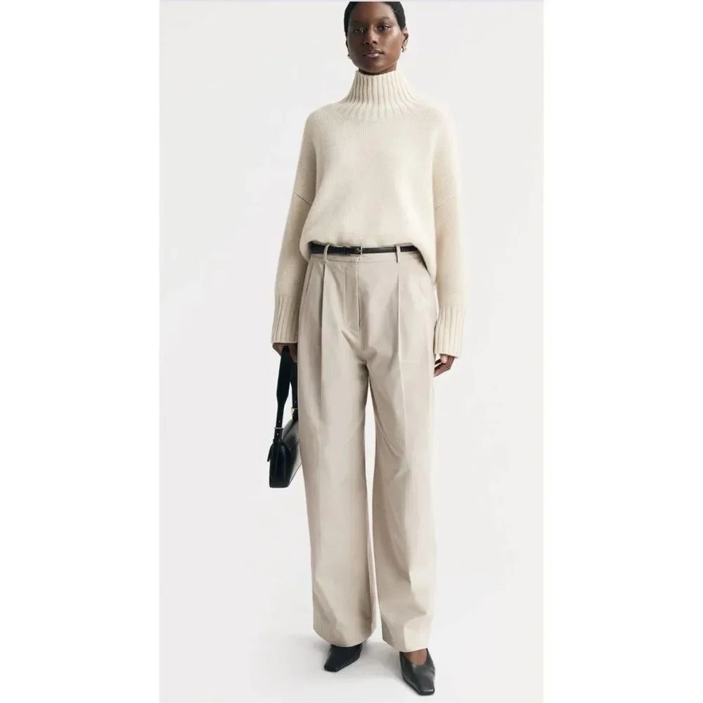 Closed VERY OVERSIZED Chunky Off White Ribbed Turtleneck Sweater Size XXS ( S/M)